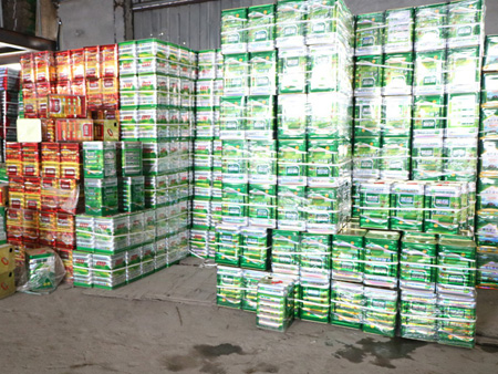 万能胶仓库展示